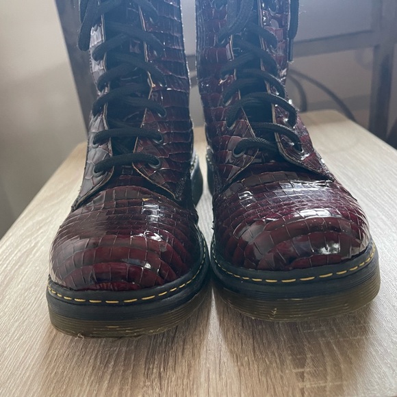 Rare & Awesome Combat Boots - Picture 4 of 6